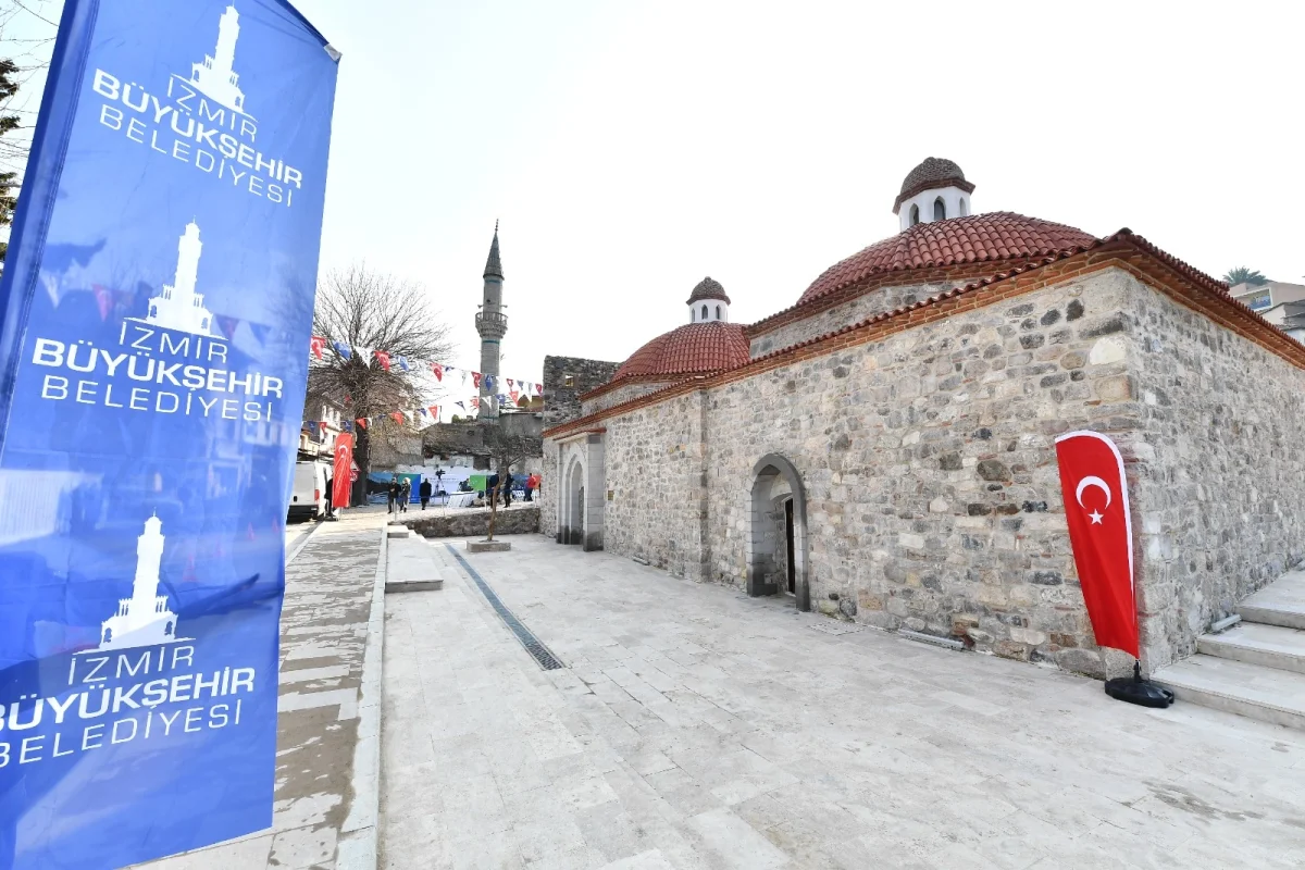 İzmir’de Mülkiyet Tartışması Büyüyor: Namazgâh Hamamı da Gündemde