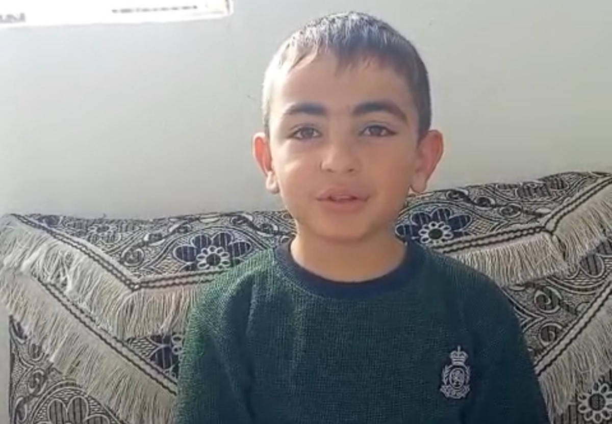Hakkari'de 8 Yaşındaki Muhammed’in Okul Hayali Kimliğe Takıldı