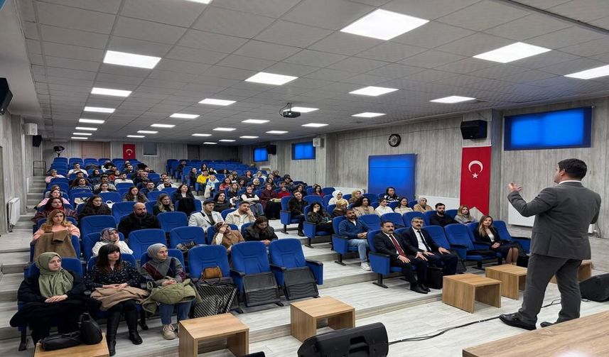 İl Millî Eğitim Müdürü Yılmaz, Aday Öğretmenlerle Buluştu