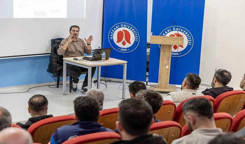 Hakkari Üniversitesi’nde EBYS ve Resmi Yazışma Eğitimi
