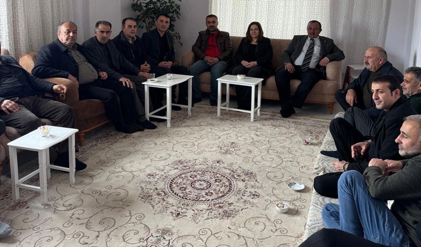 Hakkari’de Dayanışma: CHP’den Taziye Ziyareti