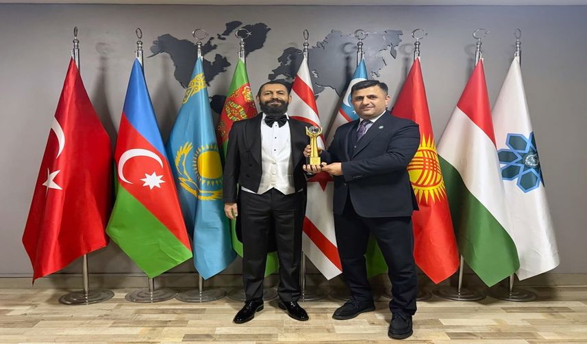 Akif Manaf’a “Küresel Bilinç ve Barış” Ödülü