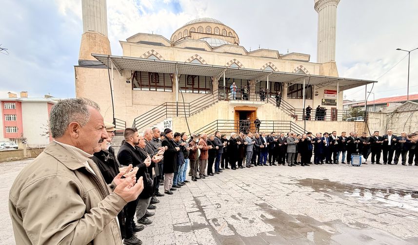 Hakkari’de Filistin’e Destek Protestosu: Ulu Cami Avlusunda Basın Açıklaması
