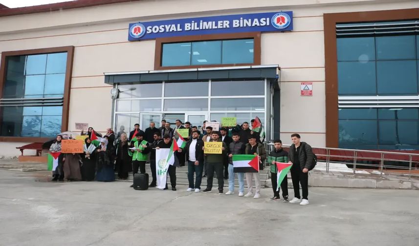 Hakkari Üniversitesi’nde Filistin’e Destek Açıklaması: Öğrencilerden Gazze Vurgusu