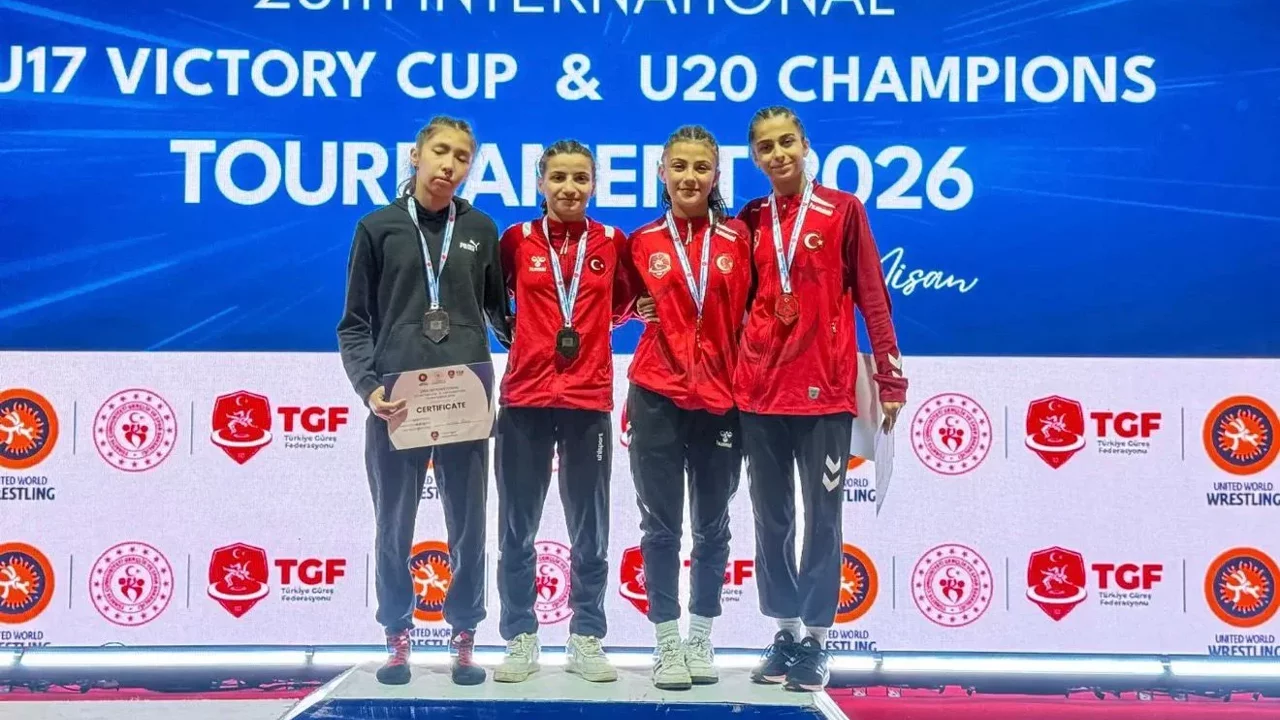 Hakkarili Sporcu Havin Selçuk’tan Uluslararası Başarı: Bronz Madalya Kazandı
