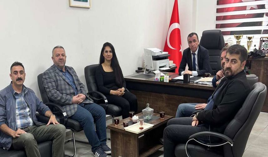 Hakkari Vali İdris Akbıyık İlkokulu’nda Öğrenci Güvenliği Toplantısı Yapıldı