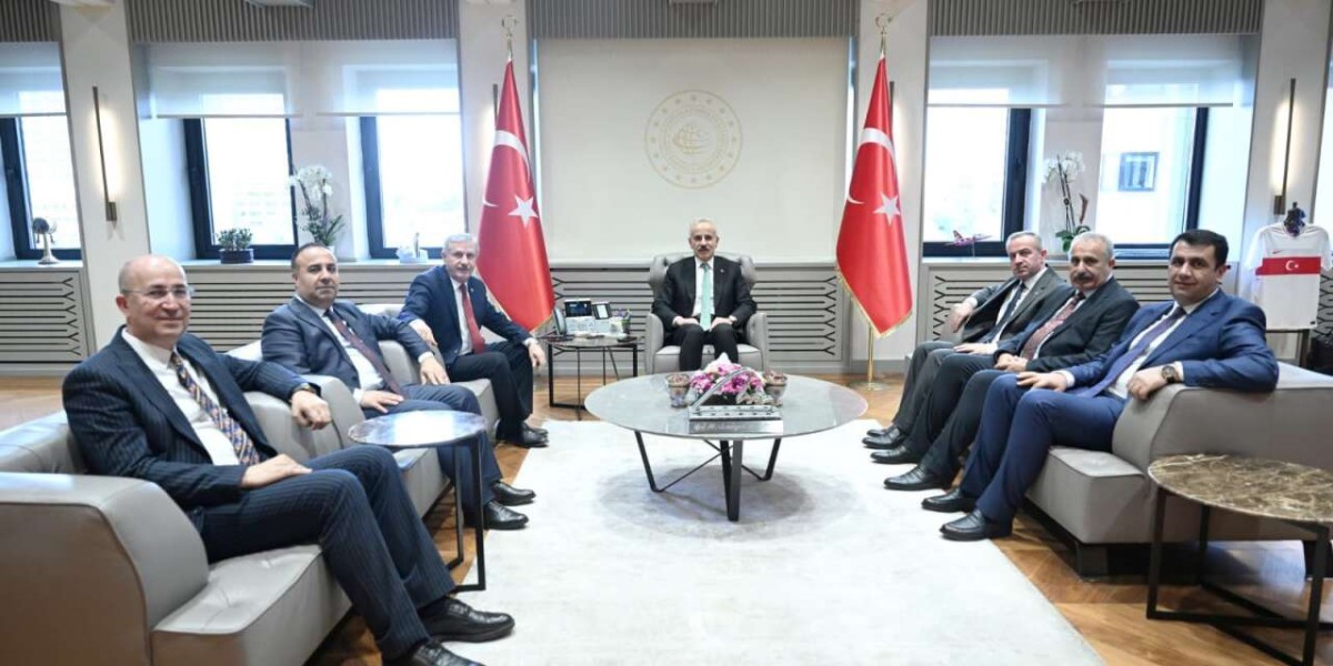 Hakkari Heyelanı İçin Ankara’da Kritik Görüşme: Bakan Uraloğlu’ndan Talimat