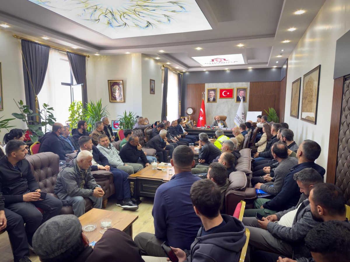 Çukurca’da 2026 Vizyonu: Başkan Nazmi Demir Hizmet Yol Haritasını Belirledi