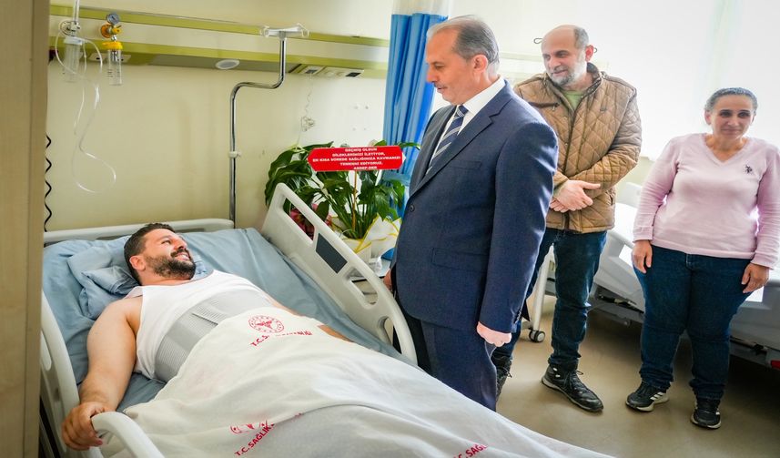 Vali Taşyapan’dan Yaralı Psikolog Yusuf Duman’a Ziyaret
