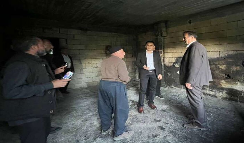 DEM Parti Heyeti ve Milletvekili Vezir Parlak’tan Yangın Mağduru Aileye Ziyaret