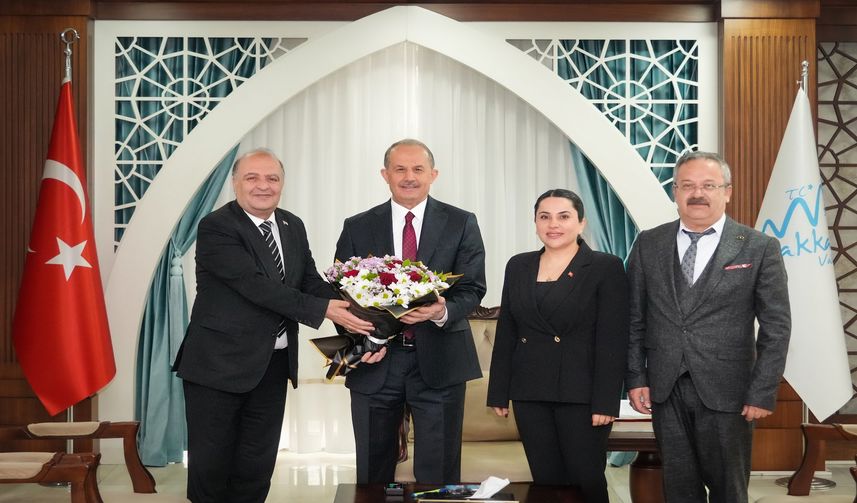 Hakkâri’de Sosyal Güvenlik Haftası Kutlamaları: SGK Heyetinden Vali Taşyapan’a Ziyaret