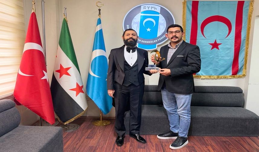 Nobel Barış Ödülü Adayı Akif Manaf’a Suriye Türkmenlerinden “Umut ve Barış Ödülü”