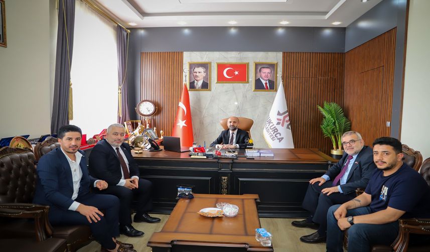 Çukurca’da Kültürel ve Akademik Ziyaret: Manisa Heyeti Başkan Demir ile Buluştu