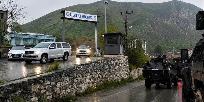Hakkari ve Van Merkezli Tefecilik Operasyonu: 12 Şüpheli Tutuklama Talebiyle Mahkemede