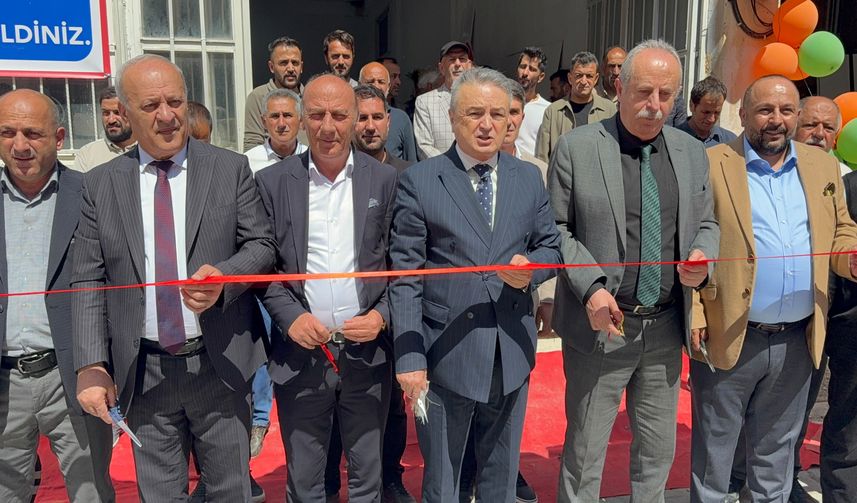 Hakkari’de İstihdama Yeni Katkı: Gündoğdu Mobilya, Siyaset ve İş Dünyasının Katılımıyla Hizmete Açıldı!