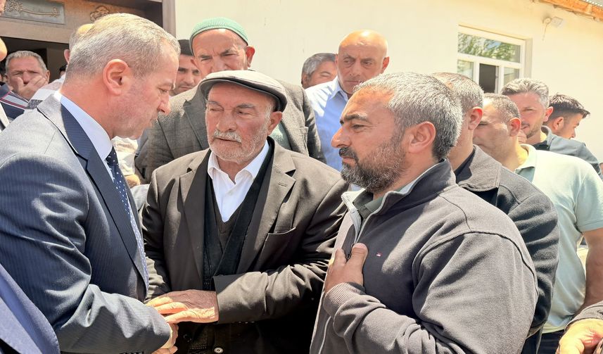 Zeydin Kaya’dan Acılı Aileye Taziye Ziyareti