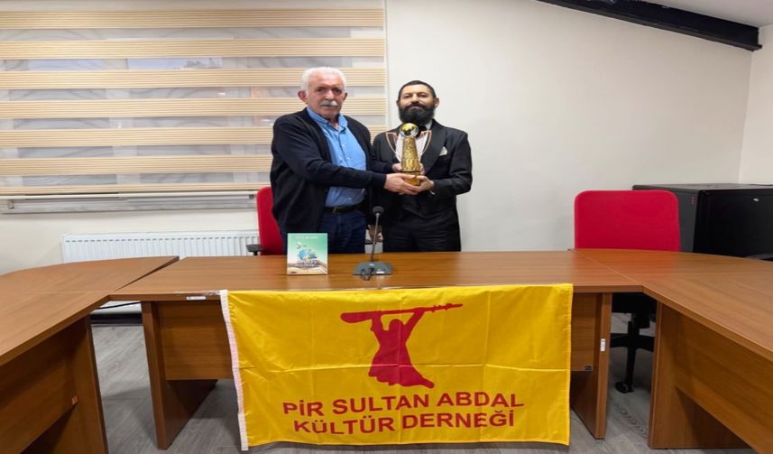 Akif Manaf’a Pir Sultan Abdal Kültür Derneği’nden Eşitlik ve Barış Ödülü