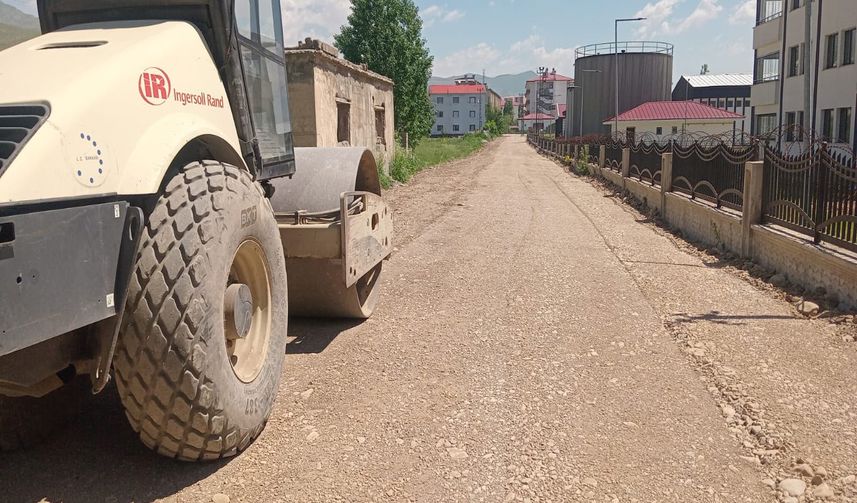 İpek Mahallesi’nde 400 Metrelik Yeni Bağlantı Yolu Trafiğe Açıldı