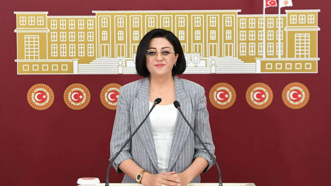 Öznur Bartın, Hakkari Cezaevi İddialarını Bakanlar ve TBMM Gündemine Taşıdı