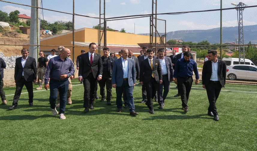 Vali İbrahim Taşyapan Derecik’te Temaslarını Sürdürdü
