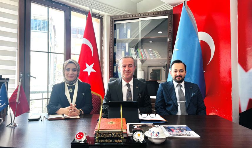 AK Parti Hakkari İl Yönetimi Haftalık Toplantısını Gerçekleştirdi