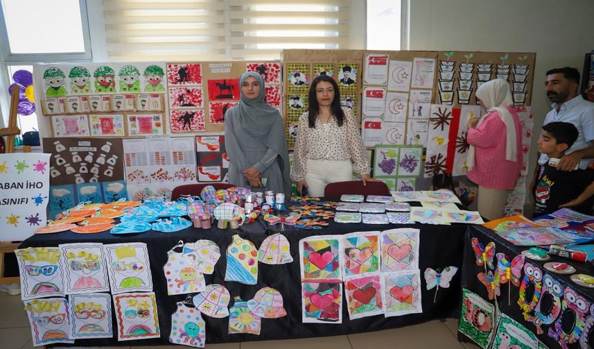 Çukurca’da Anaokulu Öğrencilerinden Yıl Sonu Sergisi