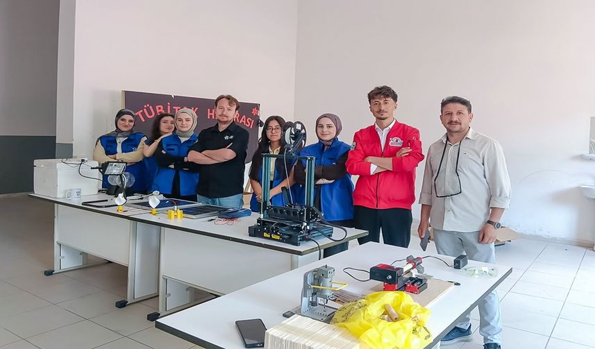 Çukurca’da Öğrenciler Bilim ve Teknolojiyle Buluştu