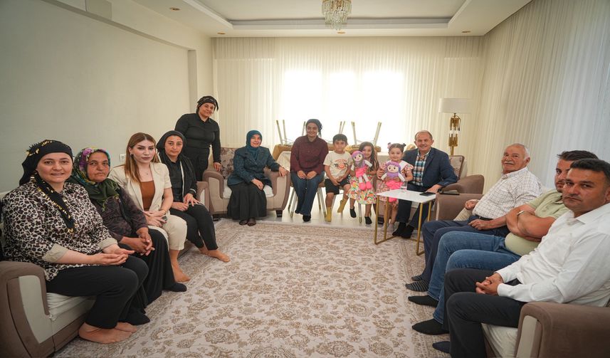 Vali Taşyapan’dan Babalar Günü’nde Anlamlı Ziyaretler