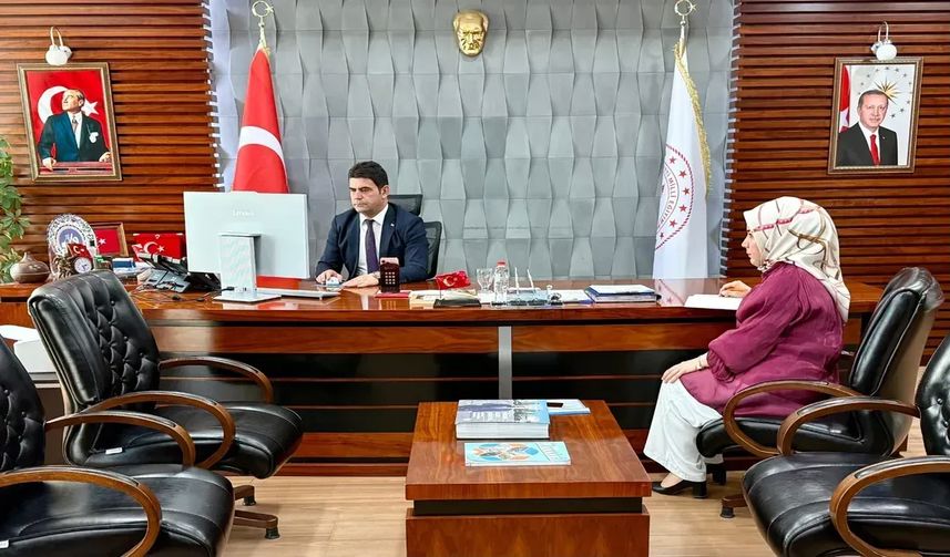 Hakkari’de Hayat Boyu Öğrenme Çalışmaları Çevrim İçi Toplantıda Değerlendirildi