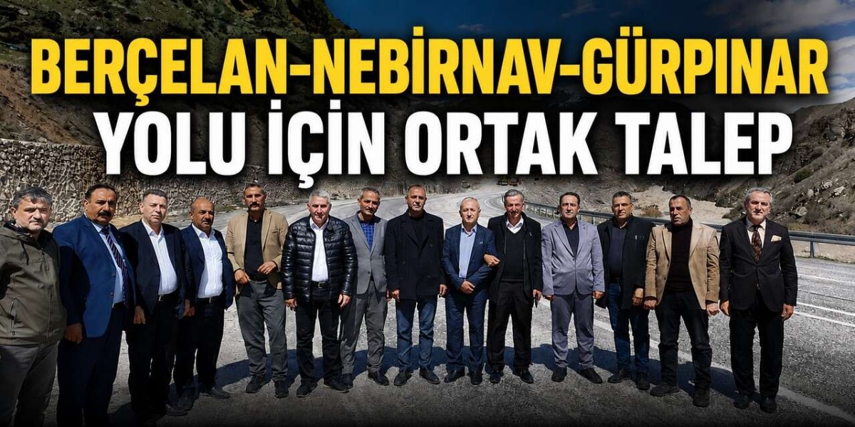 Hakkari'de Muhtarlardan Berçelan-Nebırnav-Gürpınar Yolu İçin Ortak Başvuru