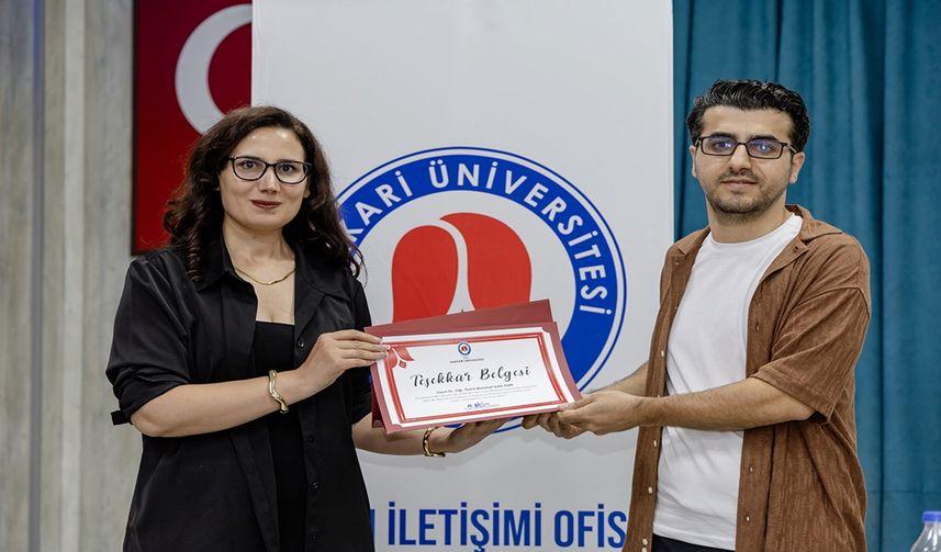 Hakkari Üniversitesi’nde Yapay Zekâ ve Geleceğin Meslekleri Konuşuldu