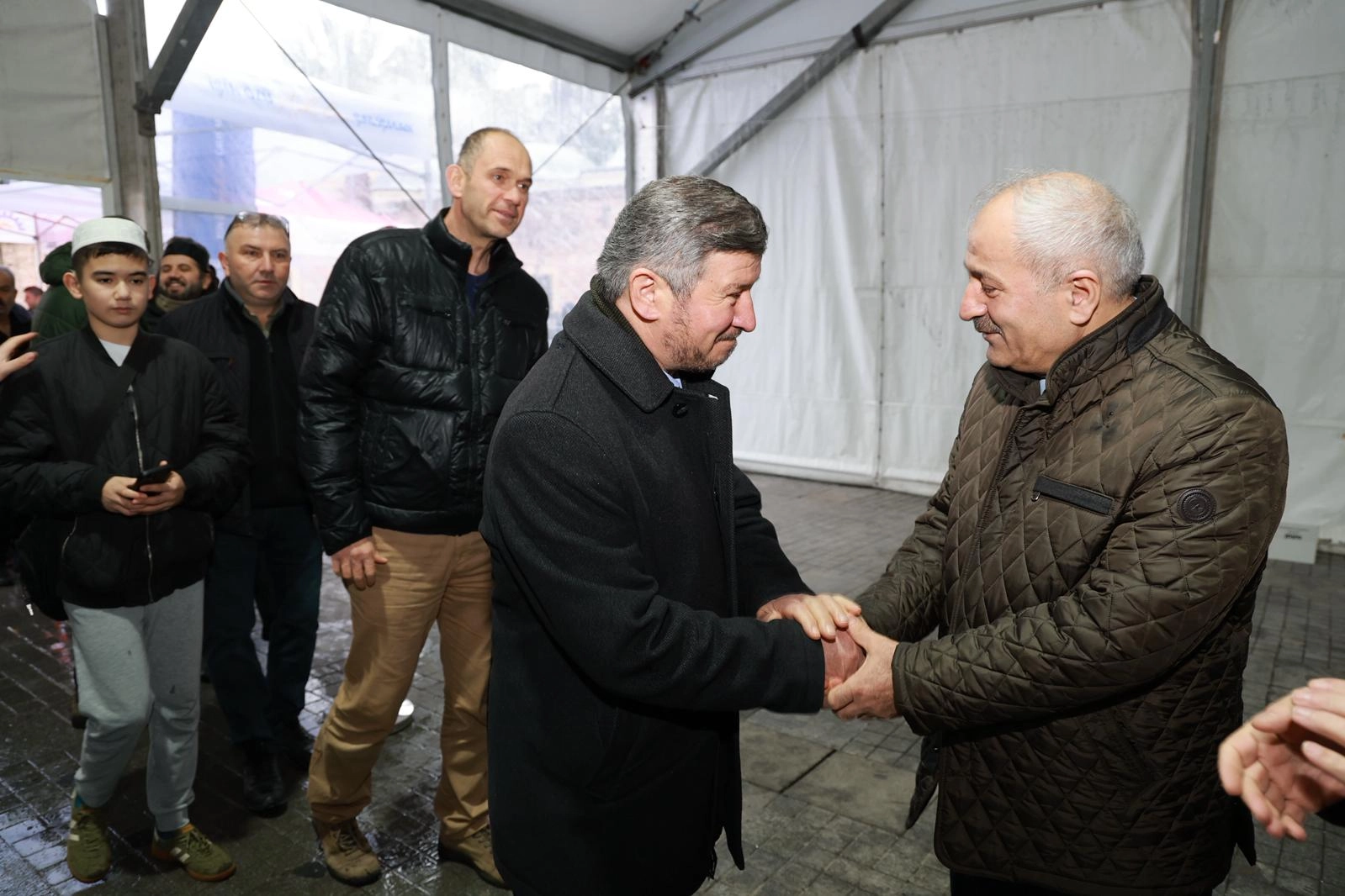 Gebze’de Bayramlaşma Coşkusu: Kent Meydanında Buluşma