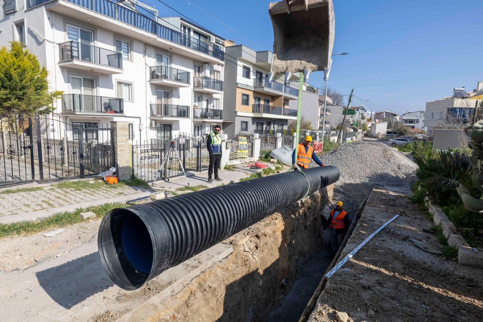 Urla’da 160 Milyon TL’lik Yağmur Suyu Altyapı Yatırımı Başladı