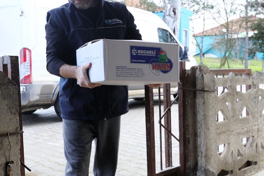 Kocaeli’de “Gönül Kazan” Projesi: Yalnız Yaşayan Yaşlılara Sıcak Destek