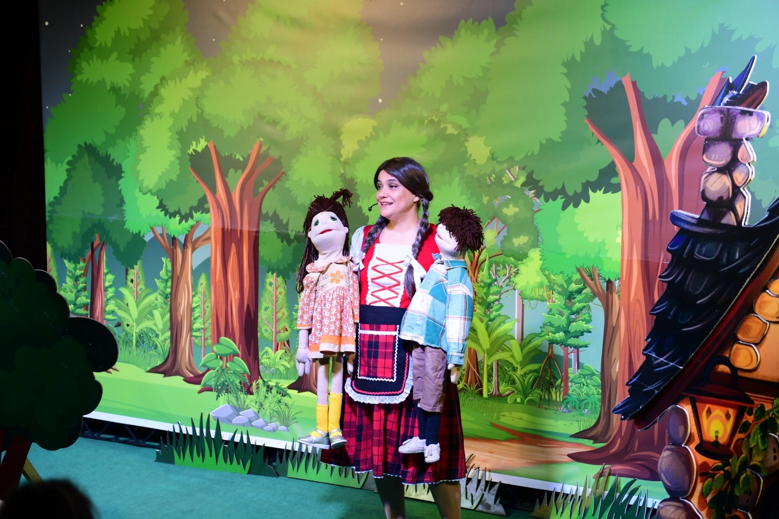 Osmangazi’de Çocuklara Masal Tadında Etkinlik: Hansel ve Gretel Sahnelendi
