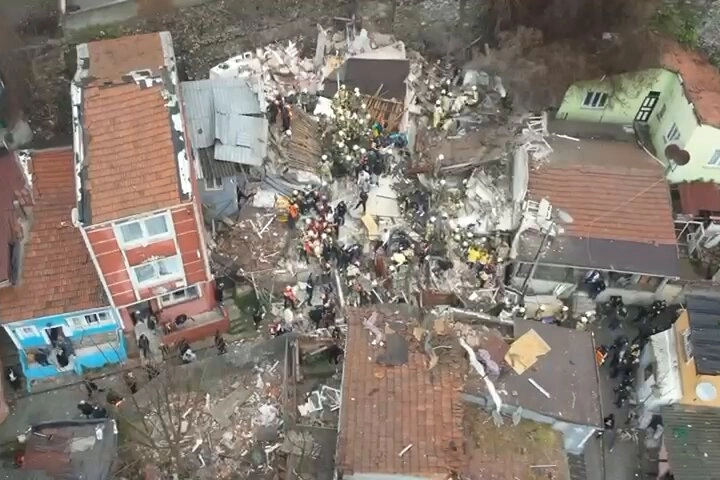 İstanbul Ayvansaray’daki Bina Çökmesi: İlk Bulgular Doğalgaz Kaynaklı Olmadığını Gösteriyor