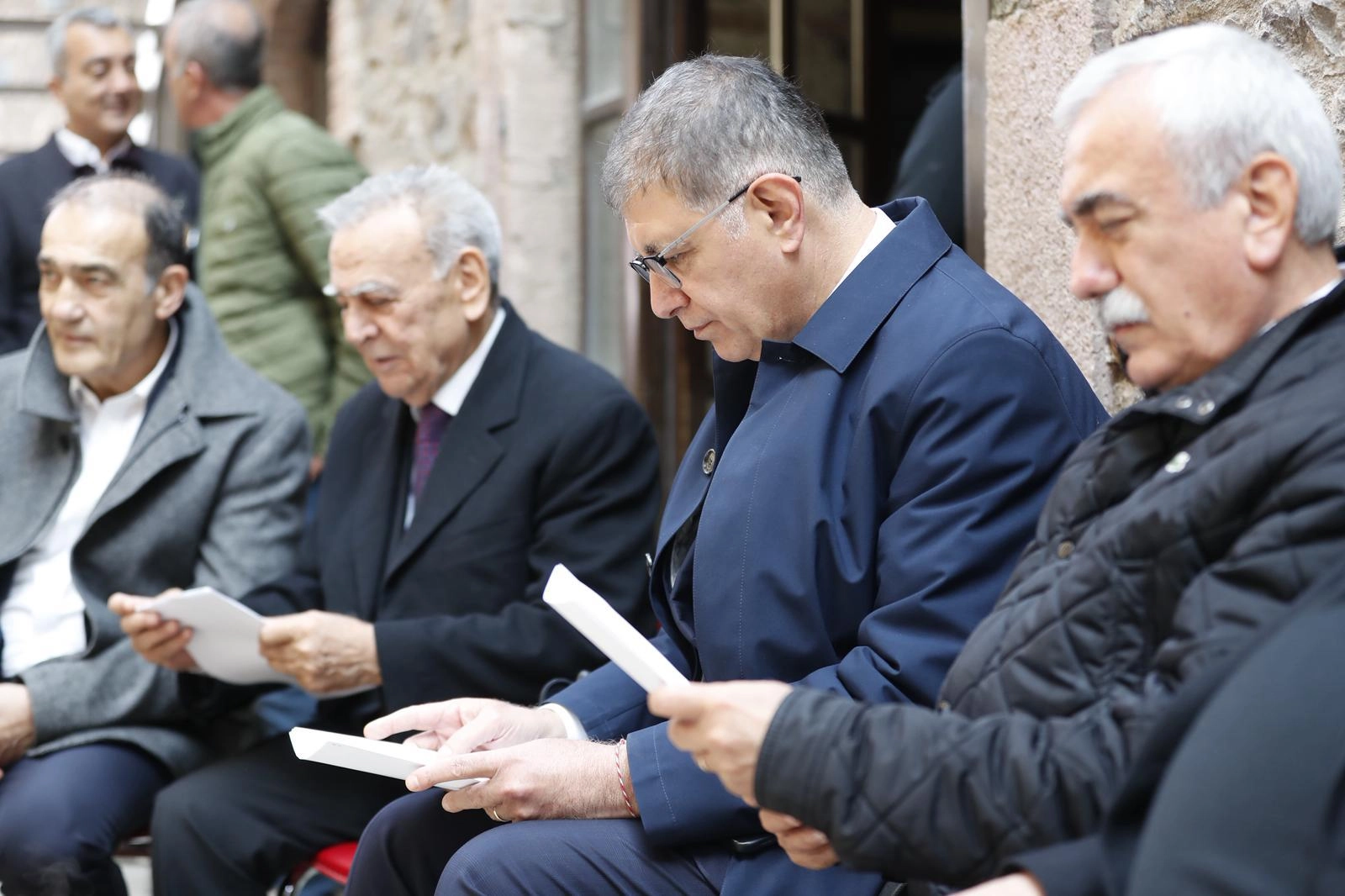 İzmir’de “Meslek Fabrikası” Tartışması: Kocaoğlu’ndan Tugay’a Destek