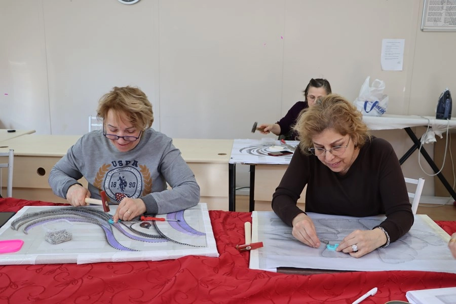 Maltepe Belediyesi Kadın Danışma Merkezlerinde Filografi Kursu Başladı