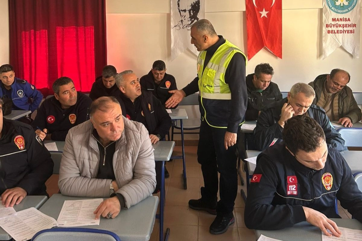Manisa Büyükşehir Belediyesi Personeline “Yüksekte Çalışma Eğitimi” Düzenledi