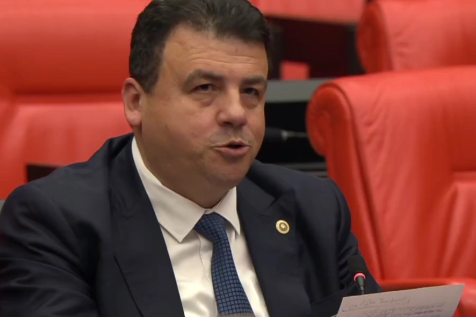 CHP’li Öztürk’ten Hızlı Tren Tepkisi: “Plansızlığın Bedelini Bursalı Ödüyor”