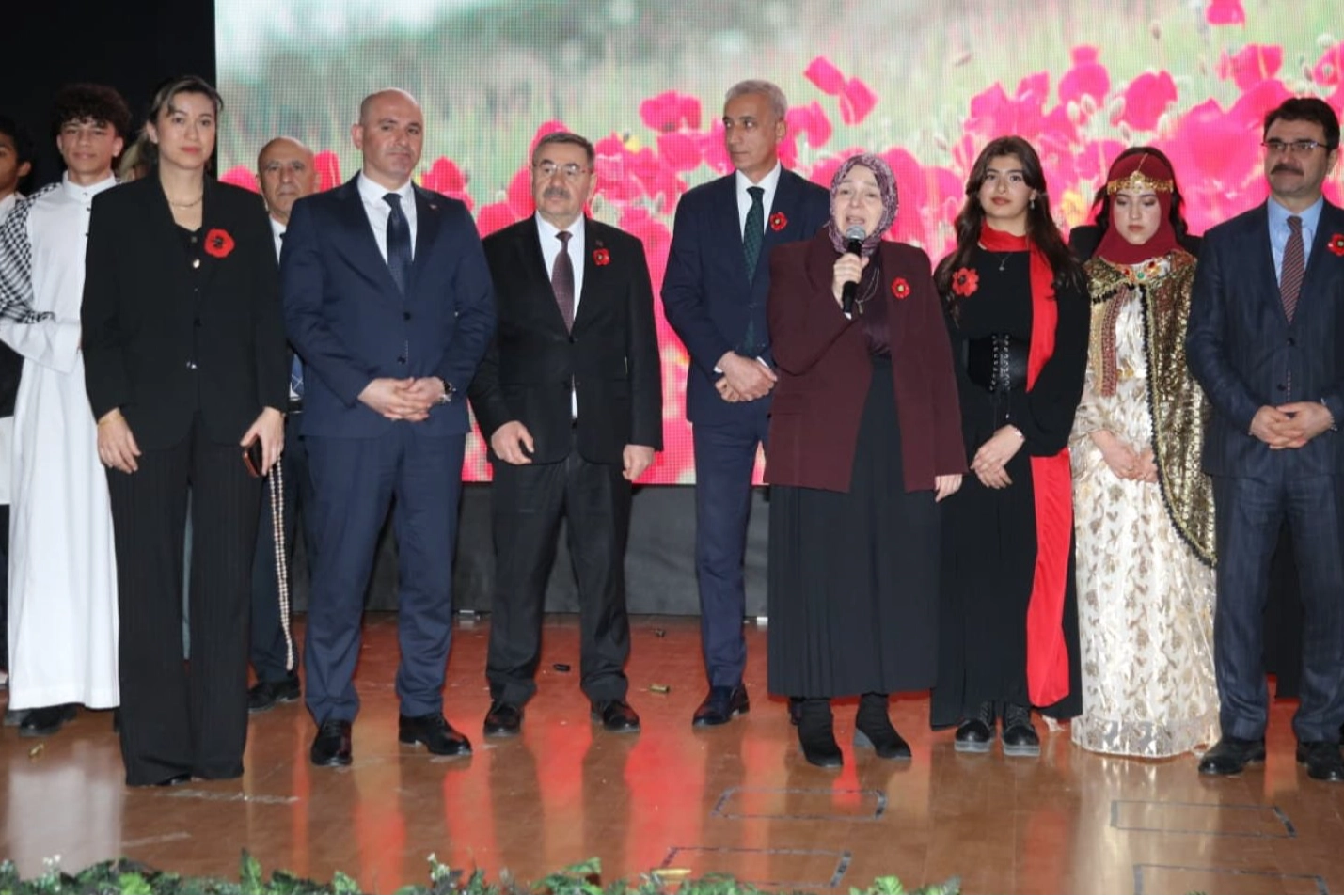 Ankara’da Çanakkale Ruhu Sahneye Taşındı: “Hatıra 111” Büyük Beğeni Topladı