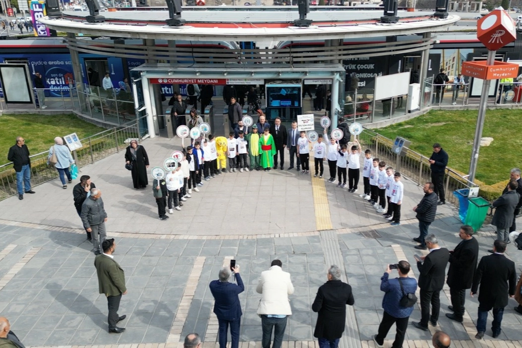 Kayseri’de Öğrencilere Toplu Taşıma Nezaketi Eğitimi Başladı