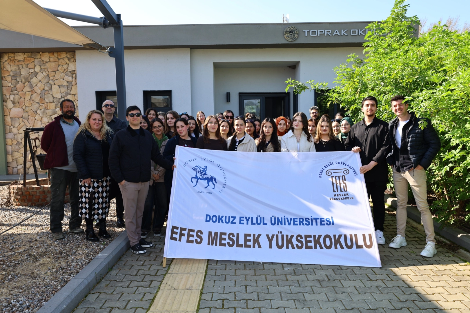 Efes Tarlası’nda Gençlere Kariyer Yolculuğu: Gıda Sektöründe Alternatif Yollar Anlatıldı