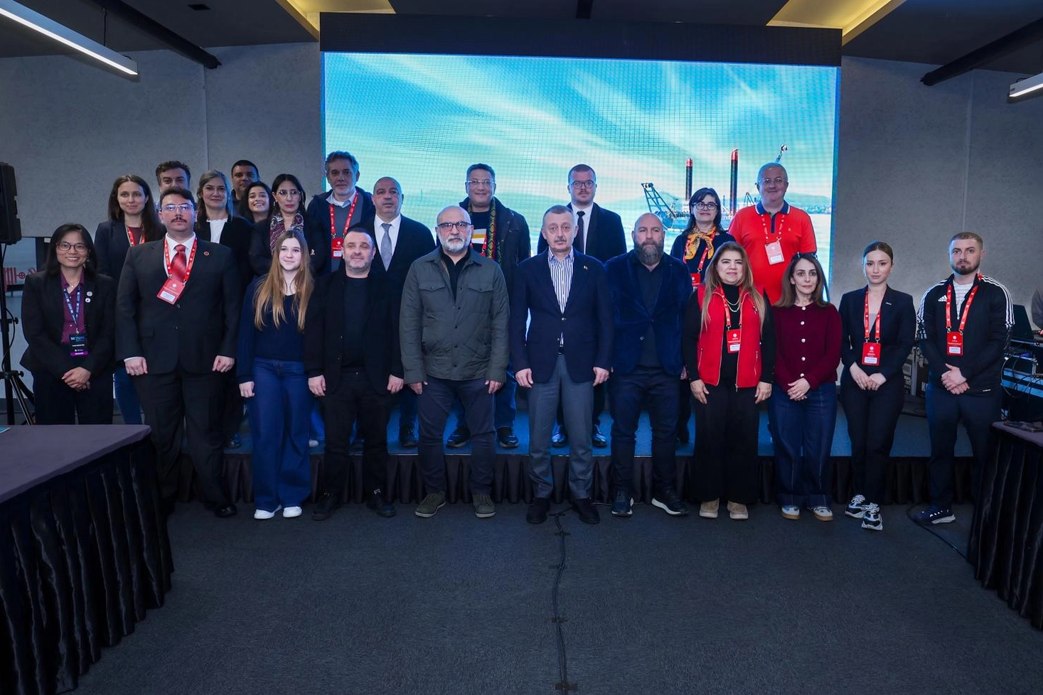 İzmit Körfezi Projesi Dünya Gündeminde: Büyükakın Uluslararası Medyaya Anlattı