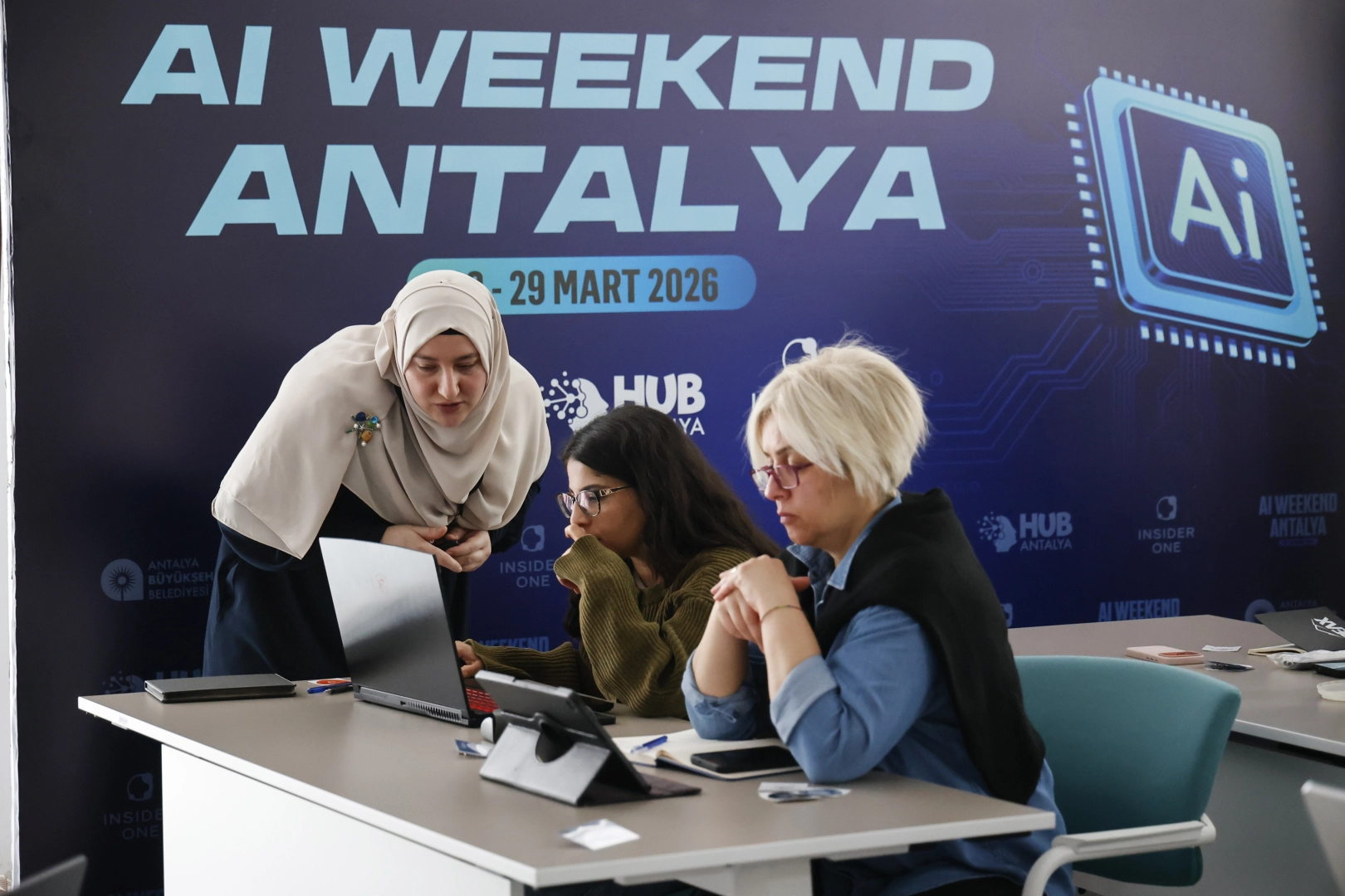 Antalya’da “AI Weekend 2026” Yoğun İlgi Gördü: Gençler Yapay Zekayla Üretti