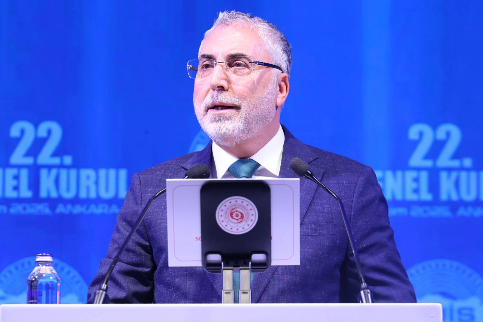 Bakan Işıkhan: “İş Gücü Piyasaları Güçleniyor, İşsizlik Tek Hanede”
