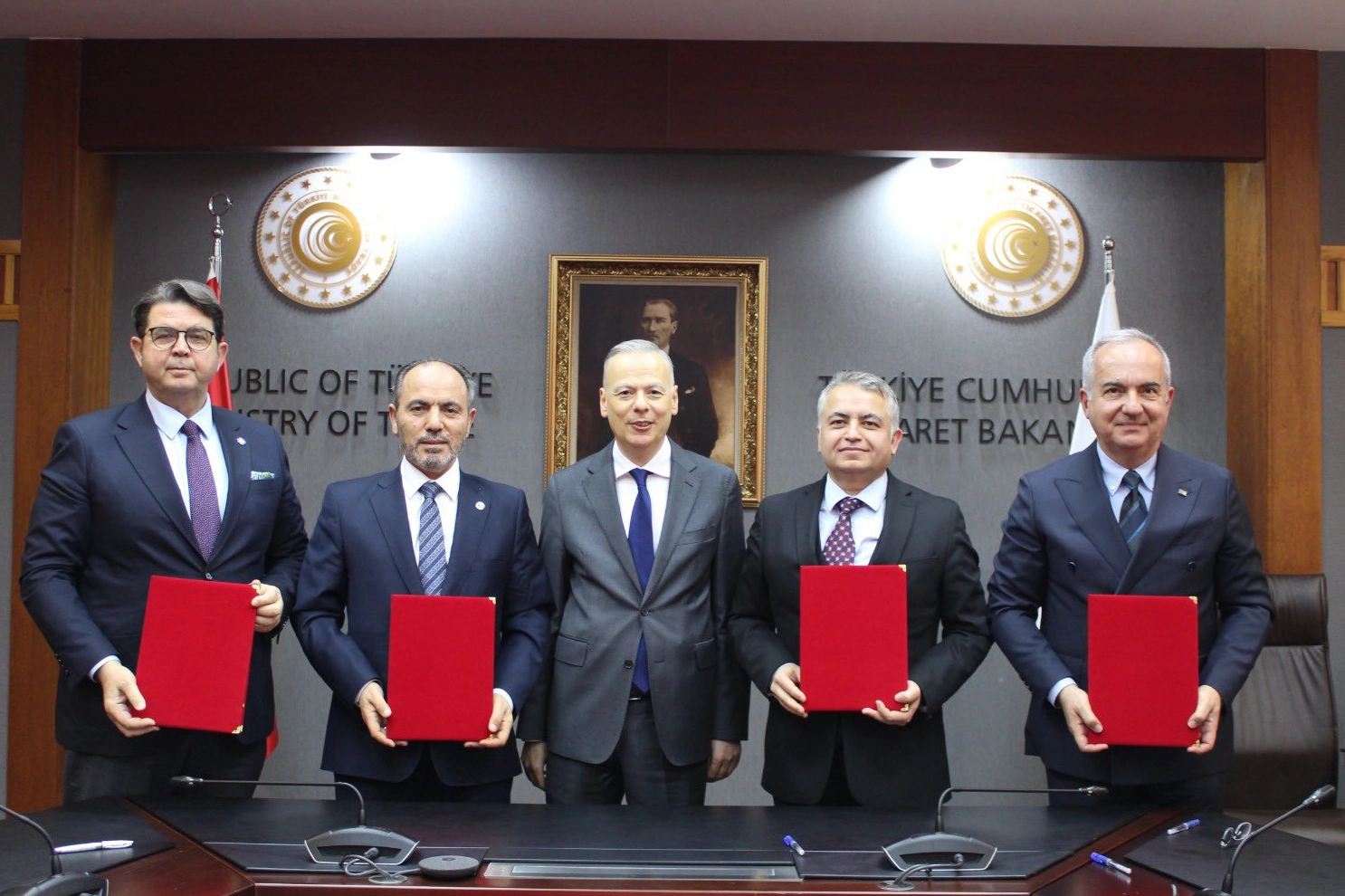 Denizli’de E-İhracat Hamlesi: Üniversite İş Birliğiyle Uzmanlık Programı Başlıyor