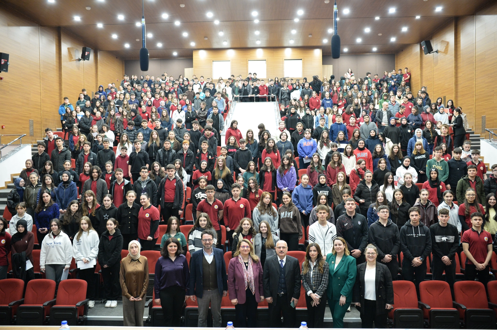 Trabzon’da Öğrencilere Hukuk ve Nezaket Eğitimi: “Şaka mı Sandın?” Programı Başladı