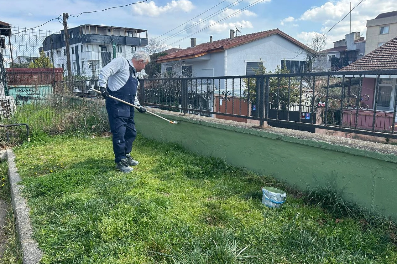 Çayırova’da Park Duvarları Yenileniyor: Görüntü Kirliliğine Müdahale