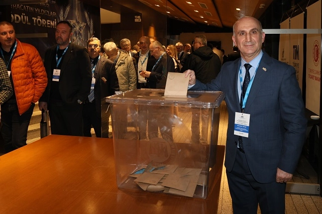 Ege İhracatçıları Birliği’nde Muhammet Öztürk Yeniden Başkan Seçildi